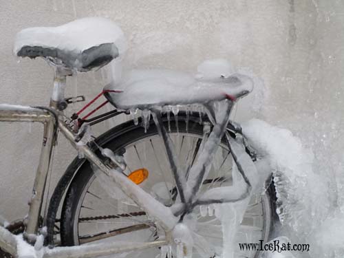 frozen bike by IceKat